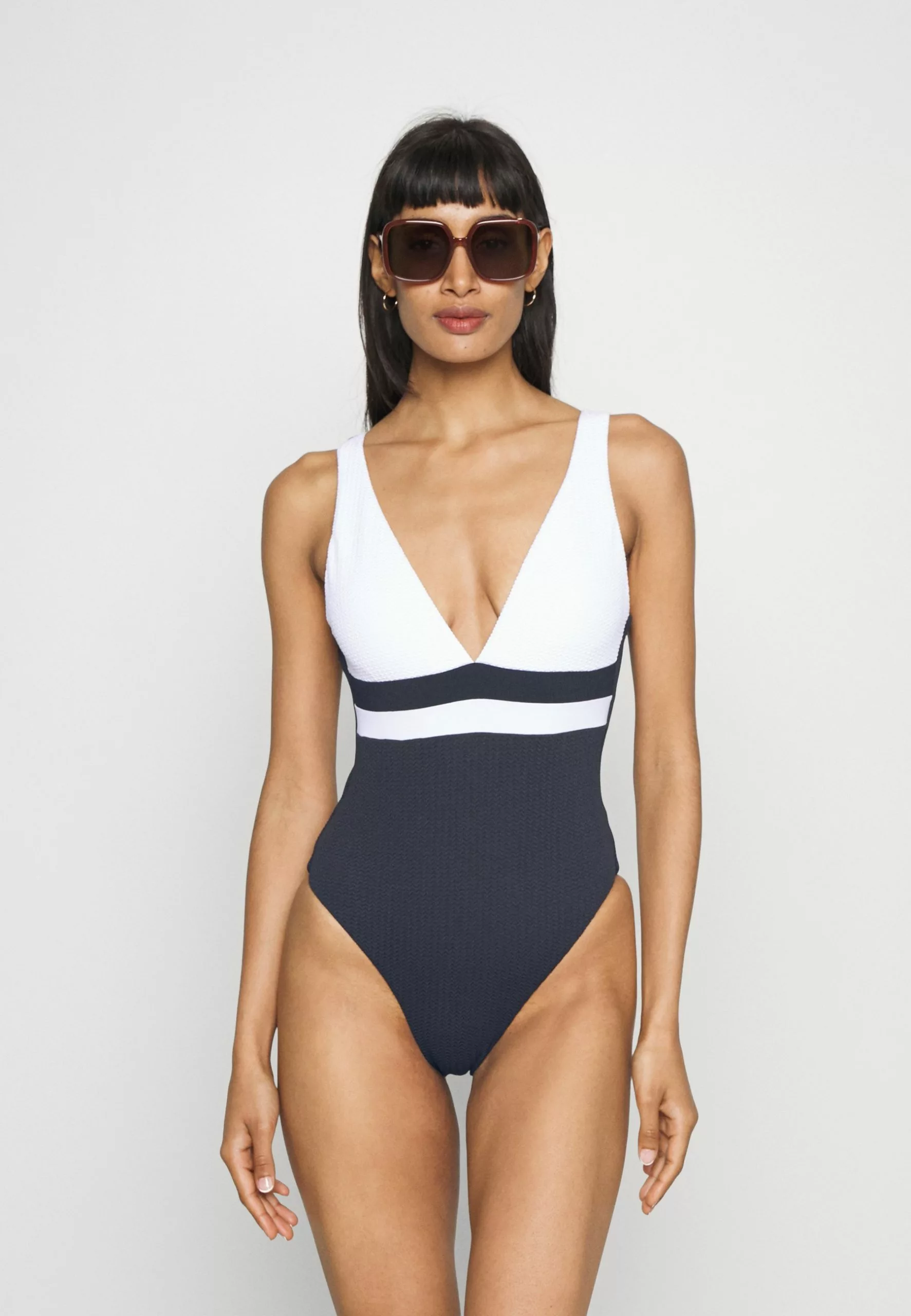 Seafolly Slice Of Splice Deep V Neck One Piece - Swimsuit - White 4 Seafolly Slice Of Splice Deep V Neck One Piece - Swimsuit - White - Image 2