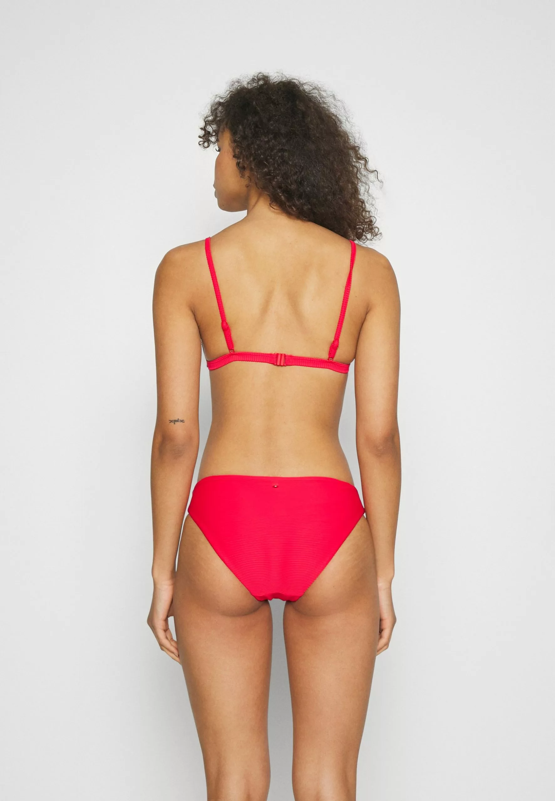 Seafolly Essentials Fixed Tri Hipster - Bikini 5 Seafolly Essentials Fixed Tri Hipster - Bikini - Image 3