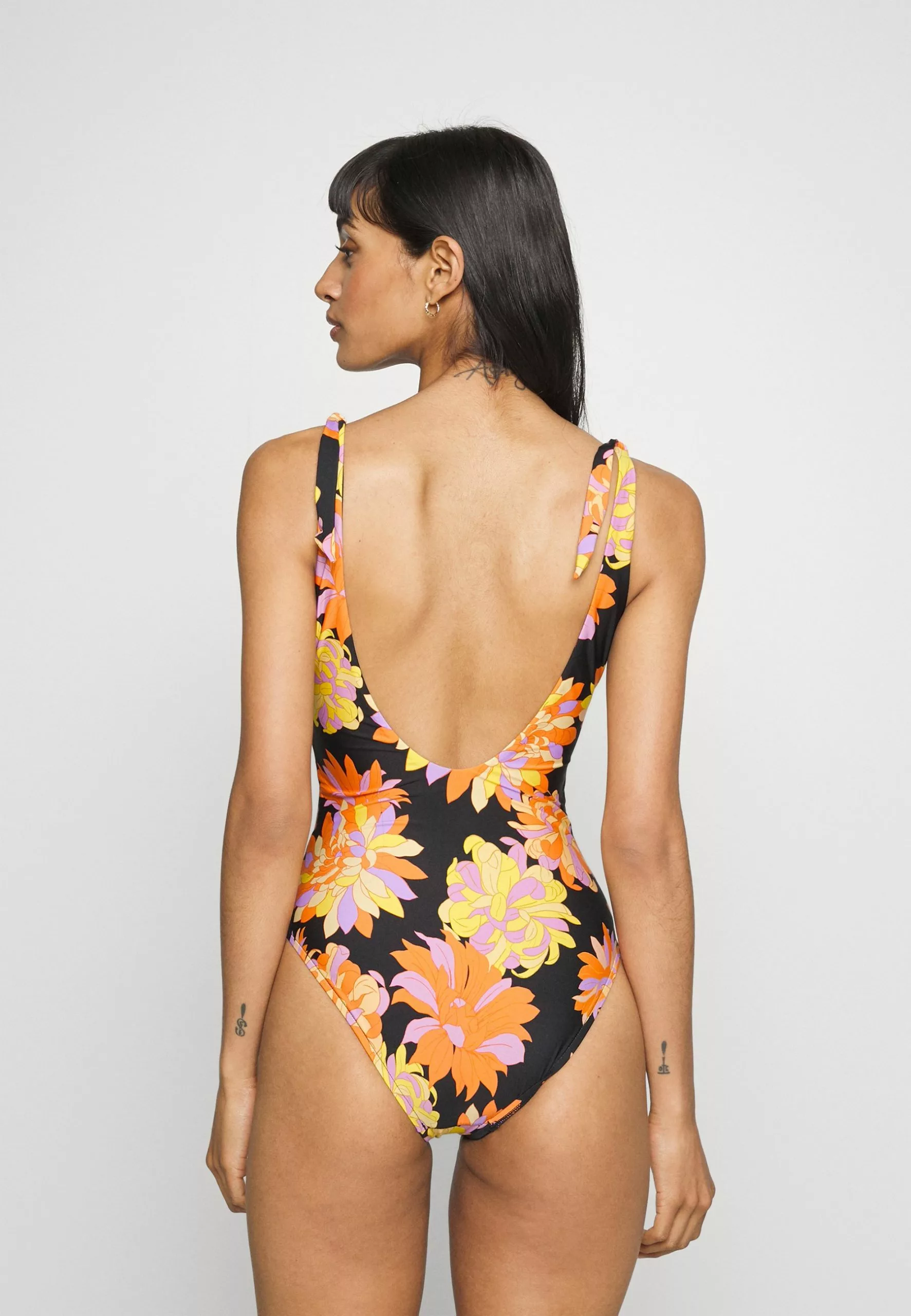 Seafolly Palm Springs Wrap Front One Piece - Swimsuit - Black 5 Seafolly Palm Springs Wrap Front One Piece - Swimsuit - Black - Image 3