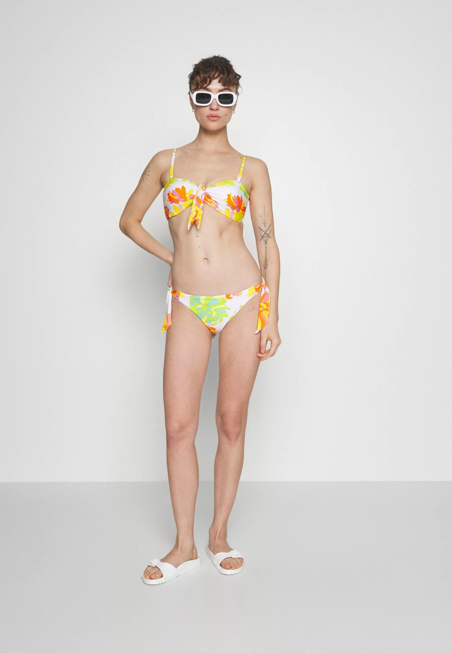 Seafolly Palm Springs Twisttie Front Bandeau - Bikini Top - Limelight 4 Seafolly Palm Springs Twisttie Front Bandeau - Bikini Top - Limelight - Image 2