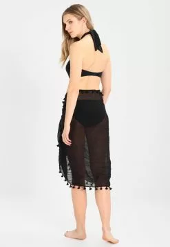 Seafolly Beach Basics Sarong - Beach Accessory - Black -Seafolly Shop 8089c2a23ccd434eb7d3b2474bc03ea2
