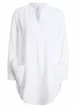 Seafolly Boyfriend Beach - Beach Accessory - White 13 Seafolly Boyfriend Beach - Beach Accessory - White -Seafolly Shop ee722602212645e5aab6e392fc183986