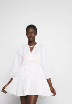 Seafolly Bora Bora Flora Embroidery Tiered Dress - Beach Accessory - White 14 Seafolly Bora Bora Flora Embroidery Tiered Dress - Beach Accessory - White -Seafolly Shop f21f9259a17849538f5ccf61afe2ee8c